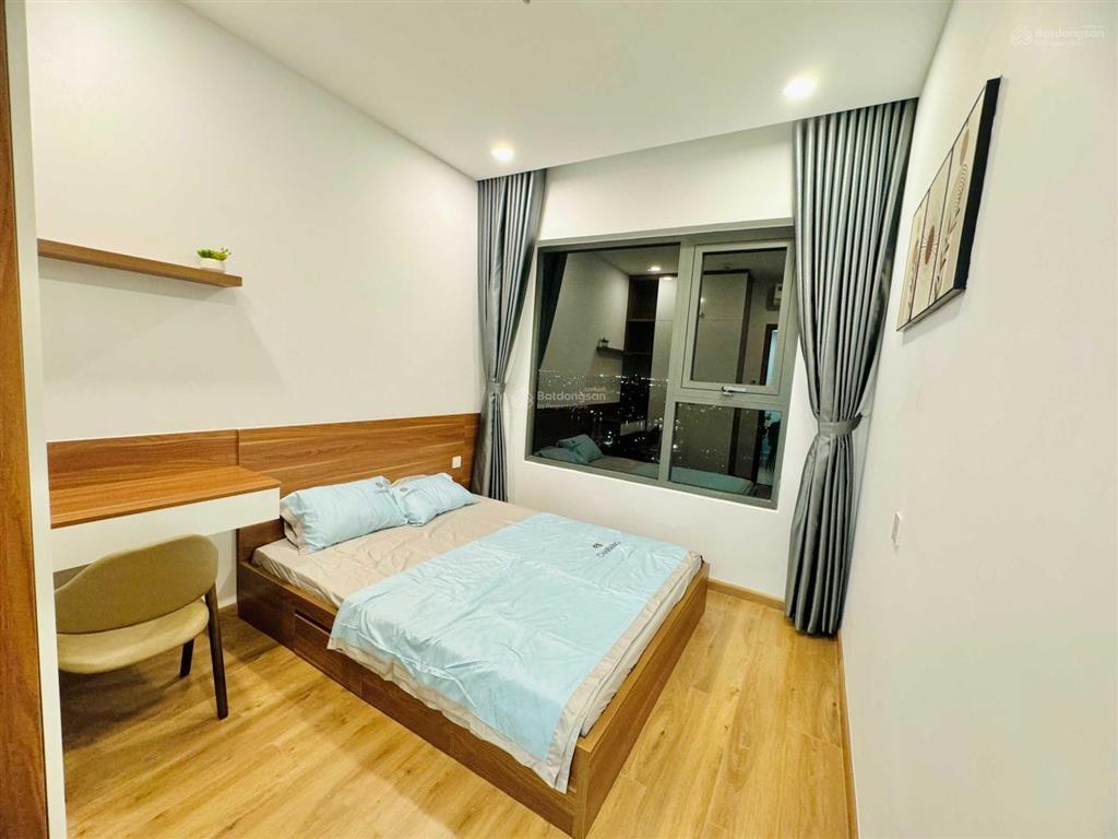 Chính chủ cần bán gấp căn hộ the rivana 2pn 73m2 có sổ, giá 2,930tỷ đã bao 102%.  0909 272 *** tài