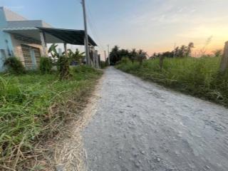 Bán 10 lô f0 đường đá xanh xe tải đường thông cách tỉnh lộ 827b 400 m nền cao điện nước sẵn