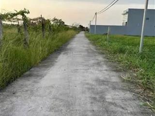 Bán đất lúa được chuyển thổ giá rẻ đường đan oto cách lộ nhựa 827b 300 m gần nhiều kho. công ty ..