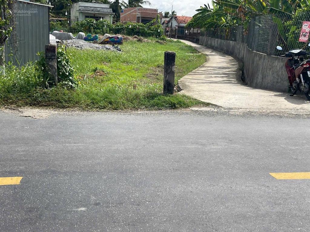 Bán 4,2x25 m đất thổ cư đường thông, dân đông, gần nhiều kho xưởng, cách tỉnh lộ 827b 200 m