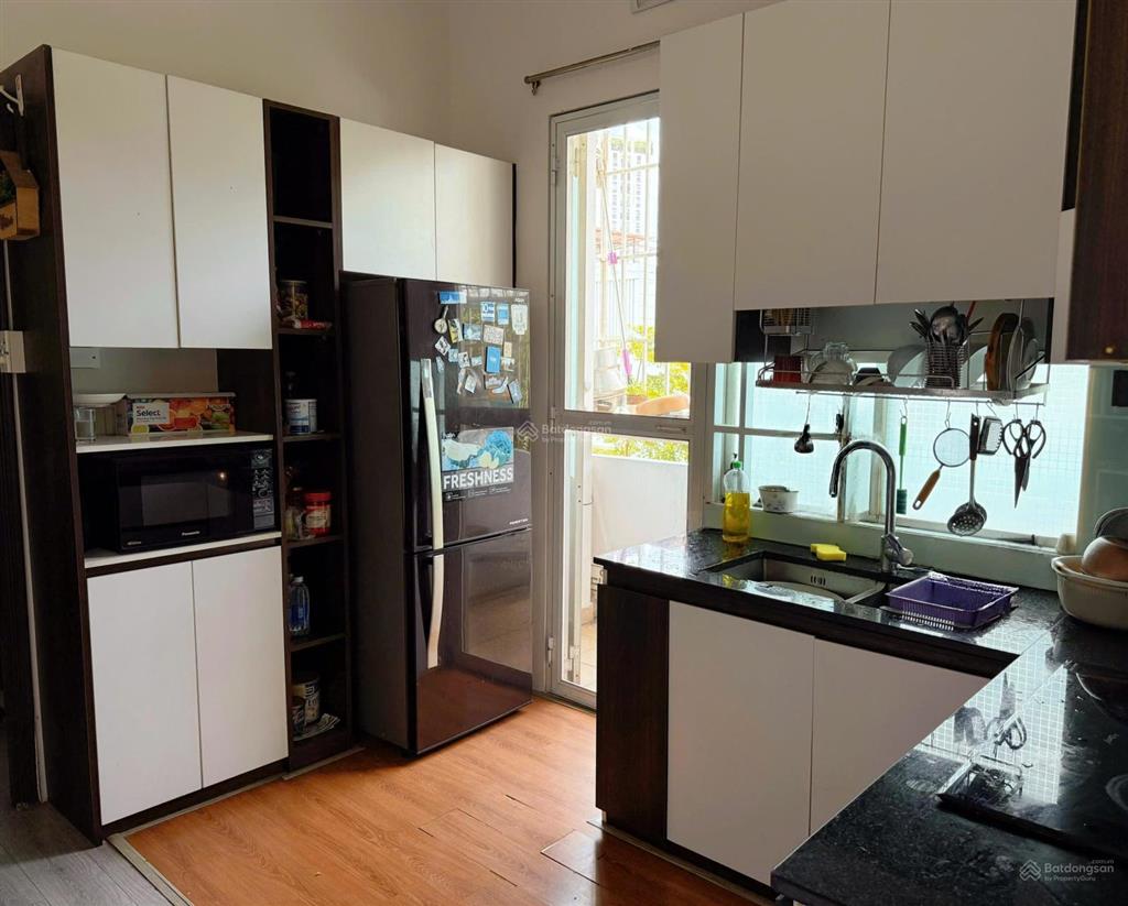 Cho thuê cc 5 tầng thang bộ lầu 1, 2pn, 2vs, 86m2 , 13 triệu vnd, q2, hcm, full nội thất