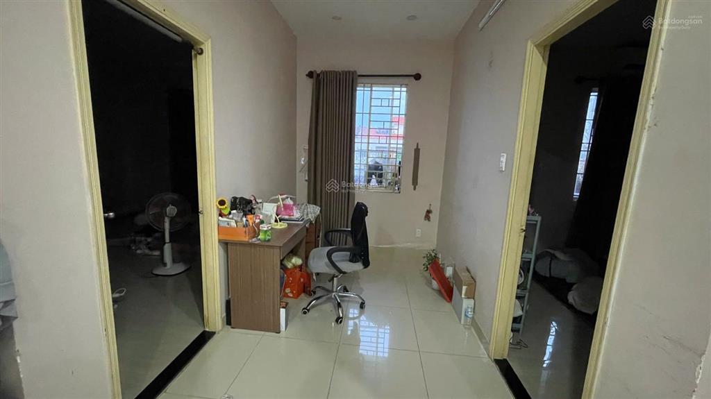 Bán gấp căn hộ 2pn, 2wc tại chung cư 5 tầng thái thuận, 3,7 tỷ, 78m2
