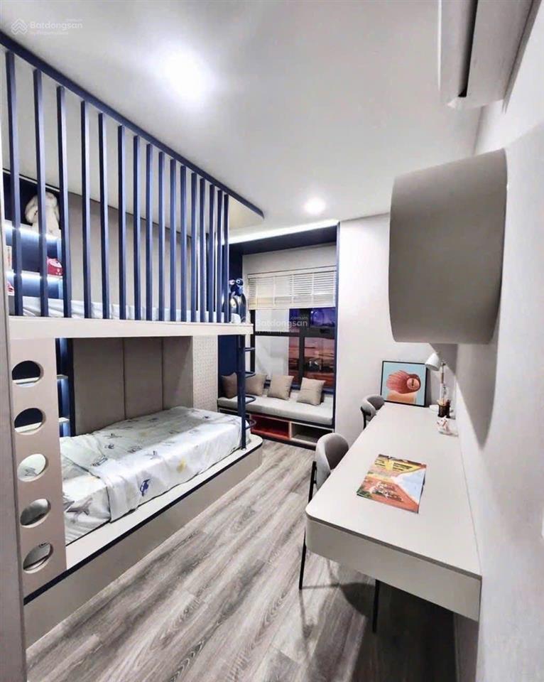 Bán căn hộ an cư thái thuận lầu cao view đẹp 140m2 giá 8,3 tỷ, 3pn, 2wc, q2, hcm