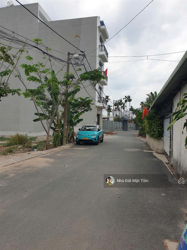 Hot  đất thổ cư dt 378m2 xây chdv quá vip 1/phan văn hớn, gần chợ bà điểm, kcn vĩnh lộc a