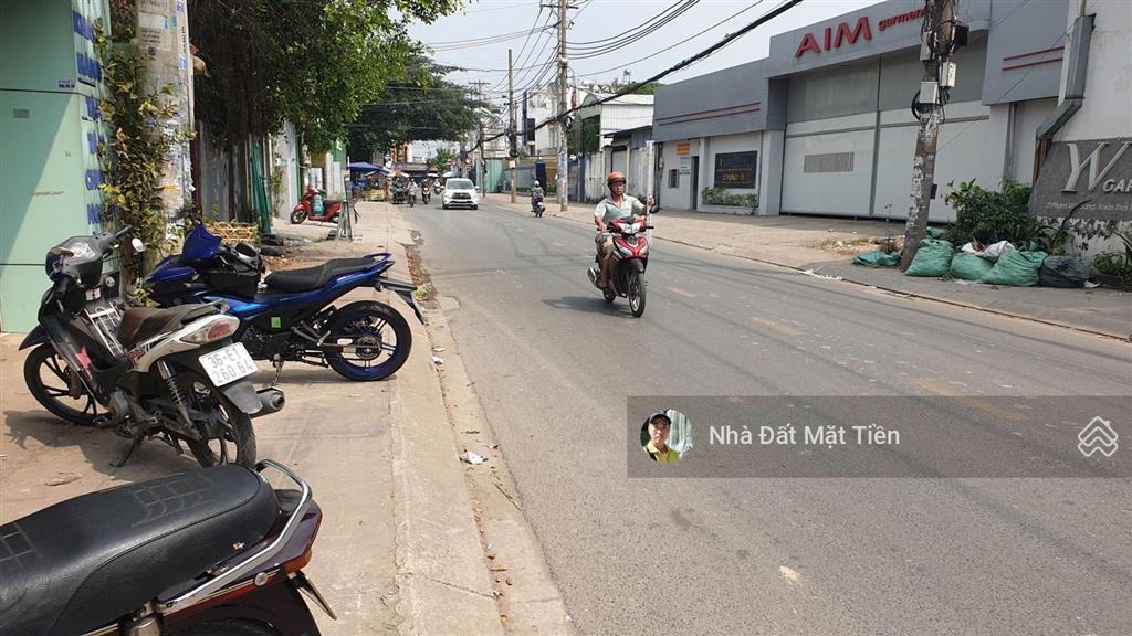 Hot nhà dt 10x30, mặt tiền phạm văn sáng, gần phan văn hớn  chợ đại hải