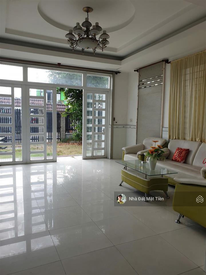 Hot  nhà vườn 10.5m*30m, 01 lầu, mặt tiền trần văn mười, gần ngã 4 giếng nước (ql22)