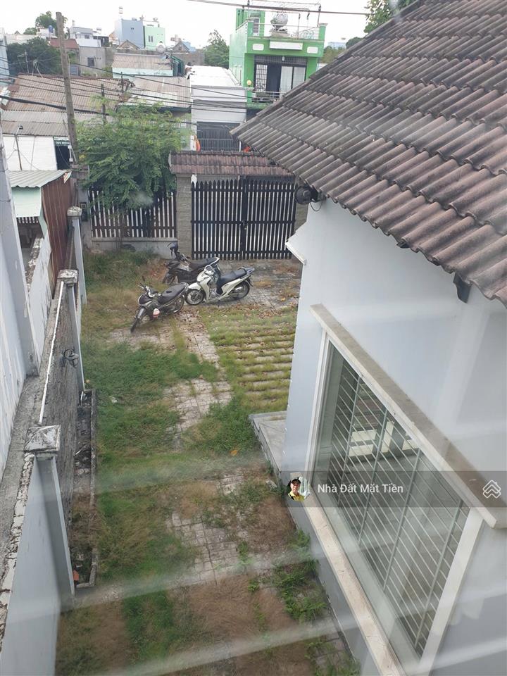 Hot  nhà vườn 10.5m*30m, 01 lầu, mặt tiền trần văn mười, gần ngã 4 giếng nước (ql22)