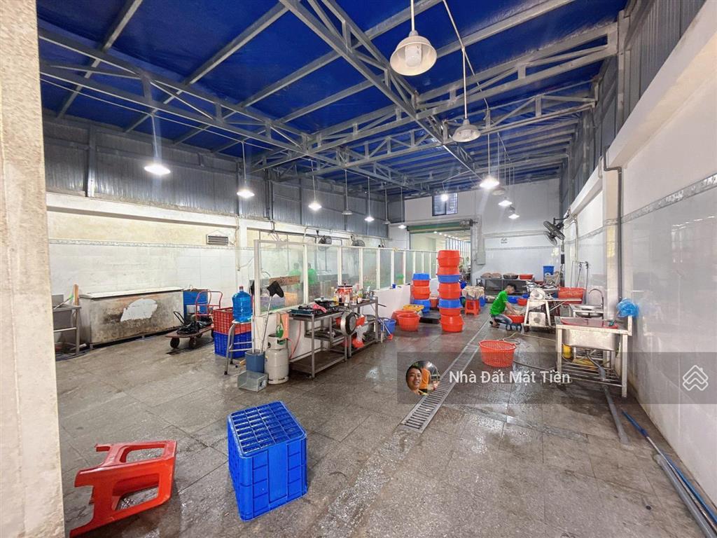 Bán nhà xưởng dt 420m2, mặt tiền nguyễn thị sáu, gần chợ đại hải hóc môn