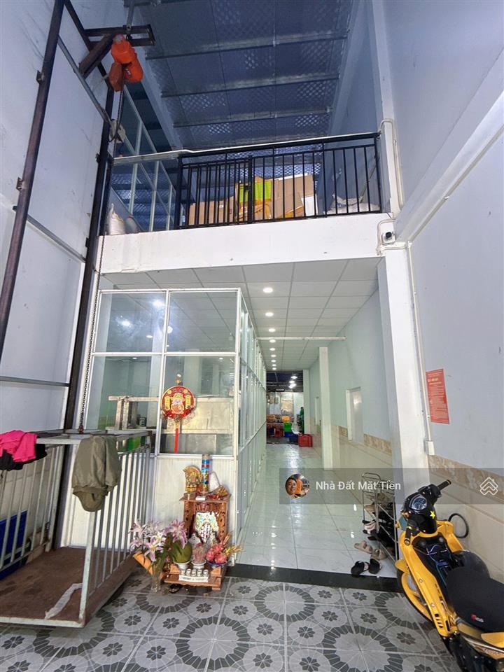 Bán nhà xưởng dt 420m2, mặt tiền nguyễn thị sáu, gần chợ đại hải hóc môn