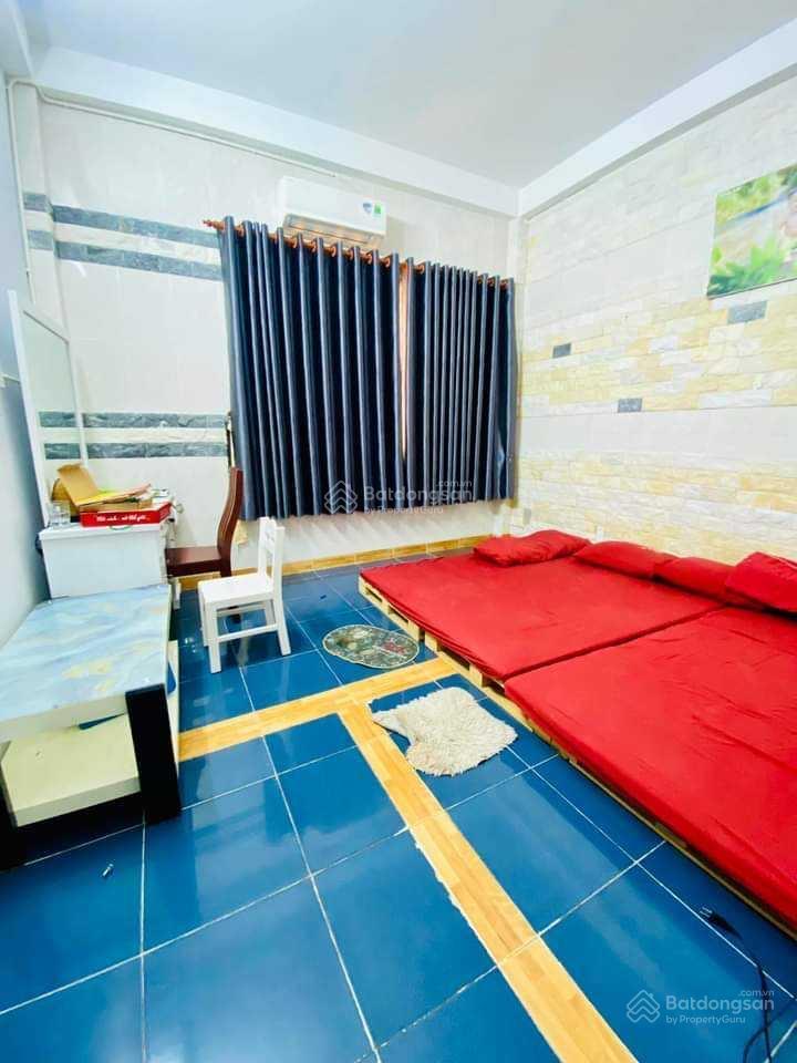 Chỉ 5.7 tỷ có nhà mặt tiền kinh doanh đỉnh khu vip tên lửa, bình tân, 4 tầng mới btct, 64m2