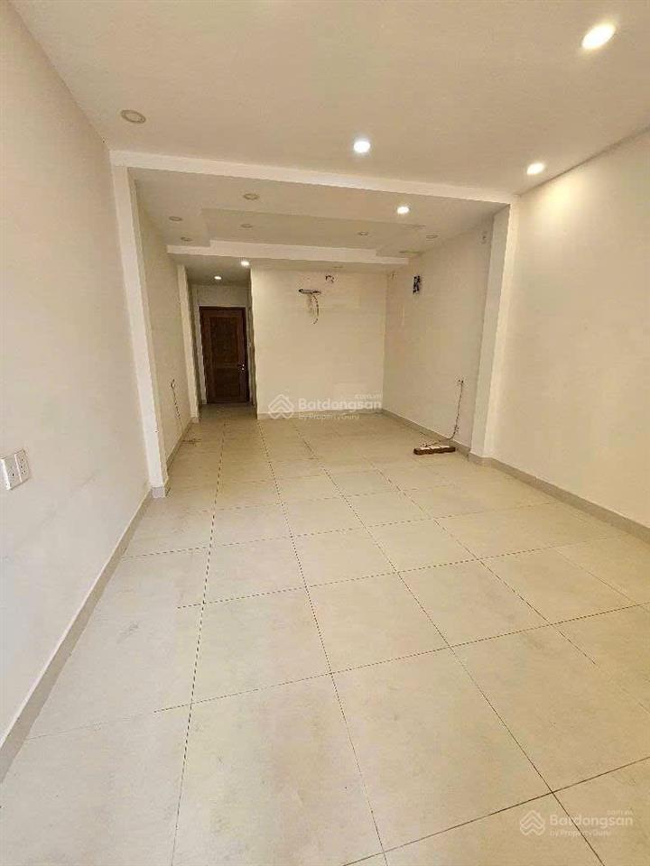 Nhà 3 tầng kiên cố  72m2  4x18  hẻm 12m contener  ngay võ văn kiệt, giáp quận 6  chỉ nhỉnh 6ty