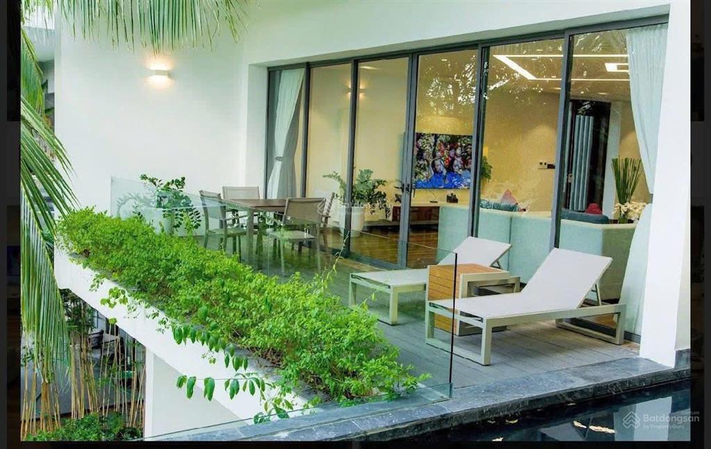 Bán gấp biệt thự mặt hồ flamingo đại lải ,giá đầu tư làm việc trực tiếp với chủ nhà