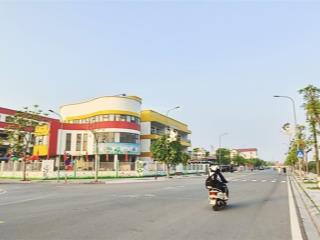 Bán đất mặt phố hoa động , vỉa hè ô tô tránh . tái chính tốt nhất khu vực