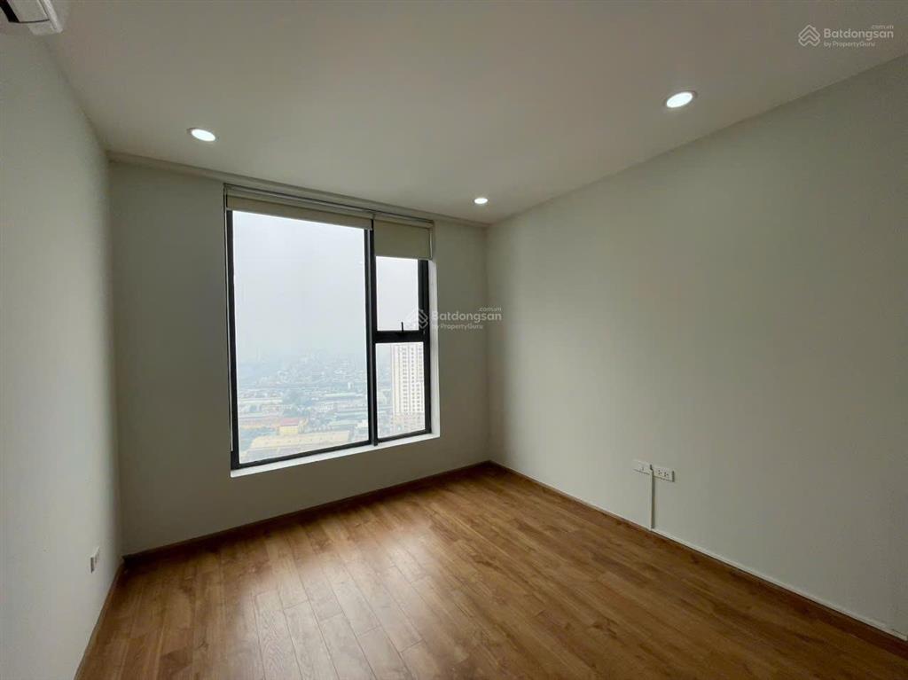 Cho thuê căn hộ 2pn, 2wc, 71m2 full đồ tại rose town 79 ngọc hồi, 10,5 triệu/tháng