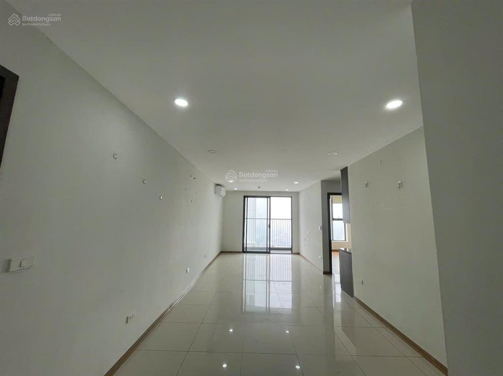 Cho thuê căn hộ 2pn, 2wc, 71m2 full đồ tại rose town 79 ngọc hồi, 10,5 triệu/tháng