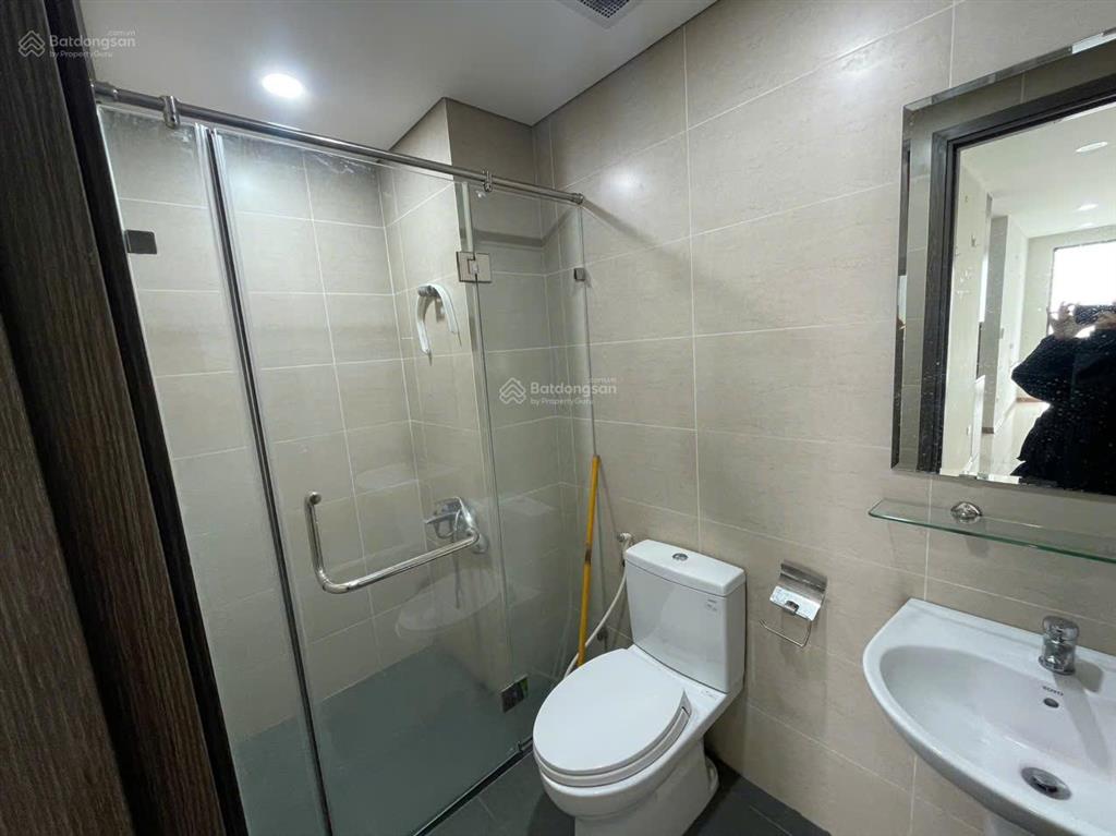 Cho thuê căn hộ 2pn, 2wc, 71m2 full đồ tại rose town 79 ngọc hồi, 10,5 triệu/tháng