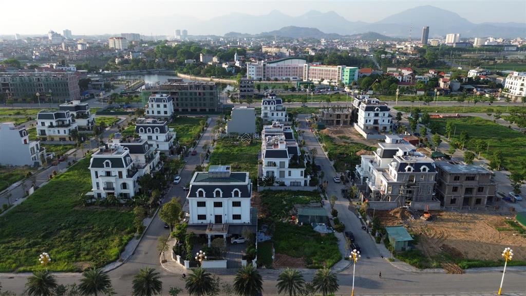 Đất nền biệt thự song lập  vị trí gần hồ  hướng đông nam  kđt bắc đầm vạc  giá tốt