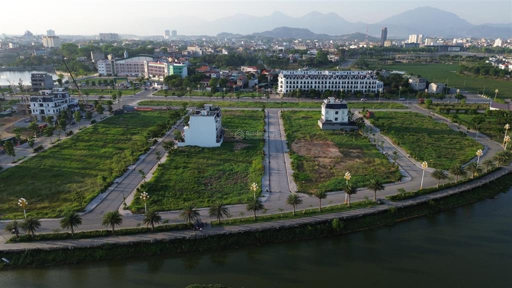Đất nền biệt thự song lập  vị trí gần hồ  hướng đông nam  kđt bắc đầm vạc  giá tốt