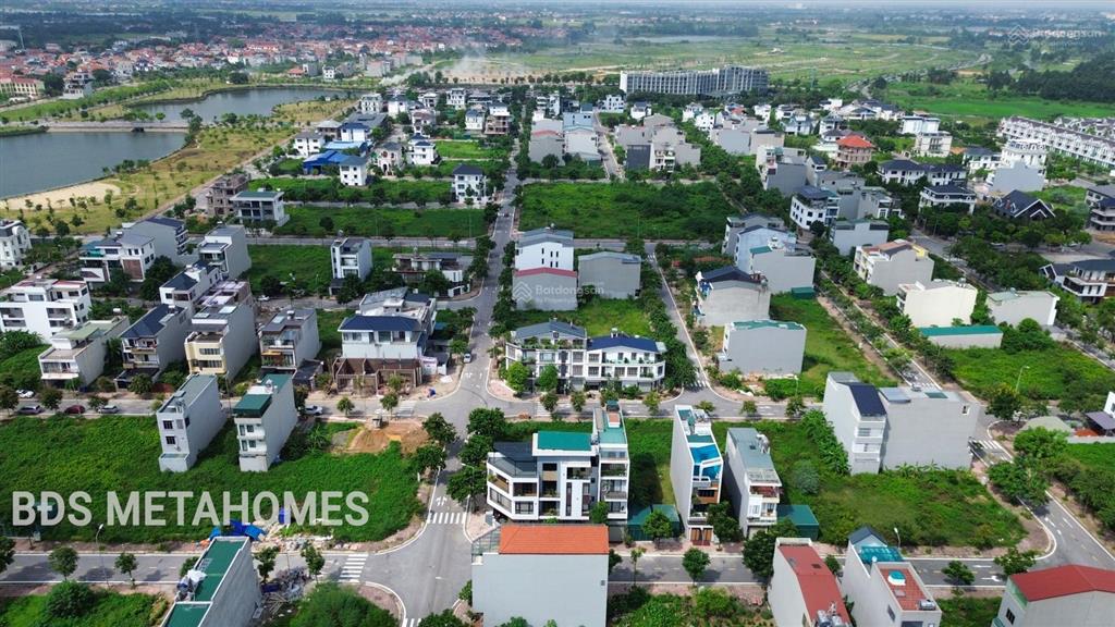 Chính chủ gửi bán đất nền 100m2 sẵn sổ  đường thông  giá tốt  kđt nam vĩnh yên