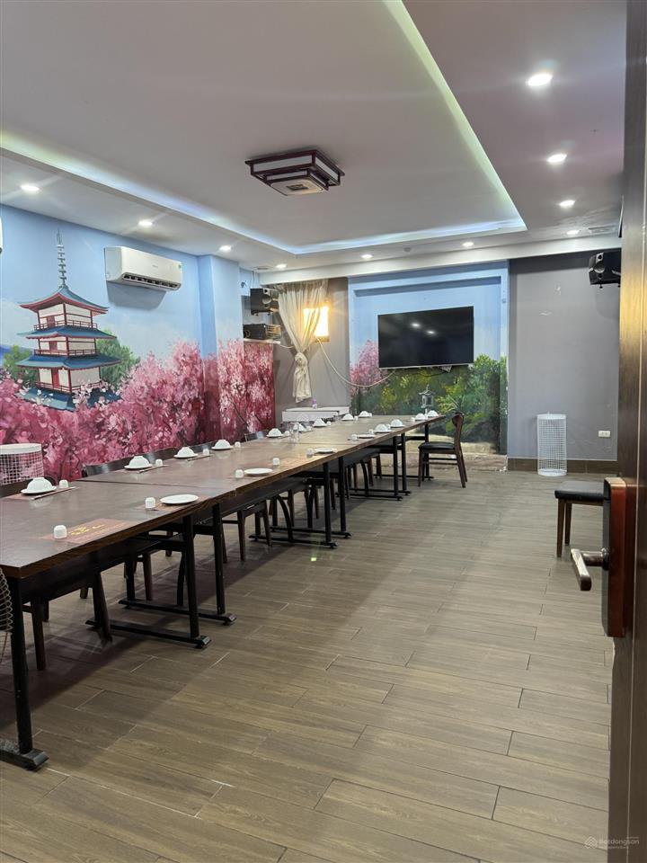 Mặt phố tây trà, 6 tầng thang máy, mặt tiền 5.5m, vỉa hè rộng, căn góc, kinh doanh mọi loại hình.