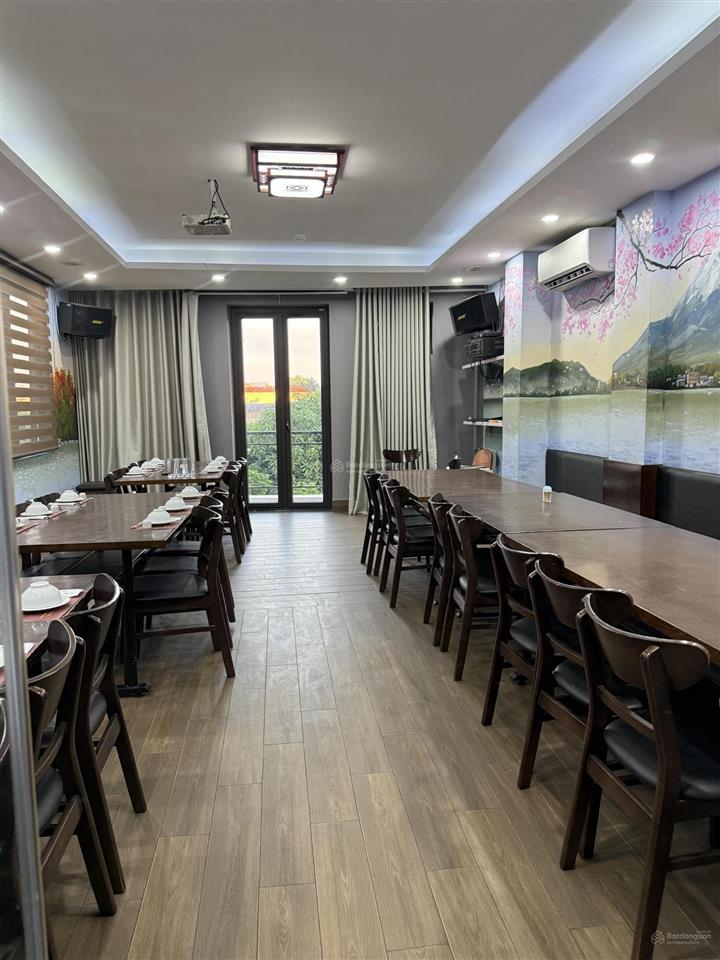 Mặt phố tây trà, 6 tầng thang máy, mặt tiền 5.5m, vỉa hè rộng, căn góc, kinh doanh mọi loại hình.