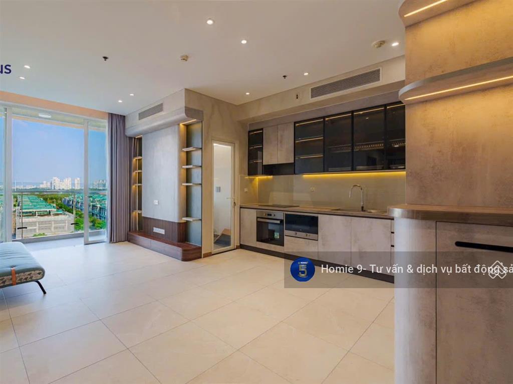 Chuyển nhượng căn 2pn sarimi view công viên, full nội thất, giá chỉ 18.7 tỷ