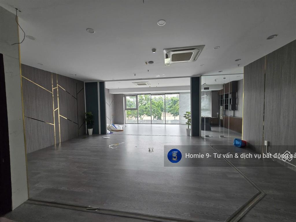 Giỏ hàng cho thuê shop sarina  thủ thiêm giá tốt. mặt tiền trục chính