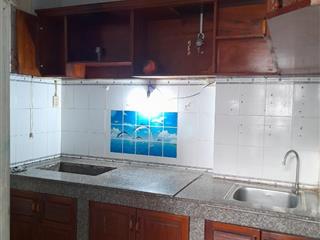 Cần bán căn hộ 312 lạc long quân quận 11. 65m2, 2 phòng ngủ, giá bán 3.3 tỷ, sổ hồng riêng