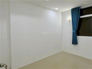 Cần bán căn hộ hoàng kim thế gia 62m2. sổ hồng lâu dài, giá bán 3 tỷ, nhà đẹp.