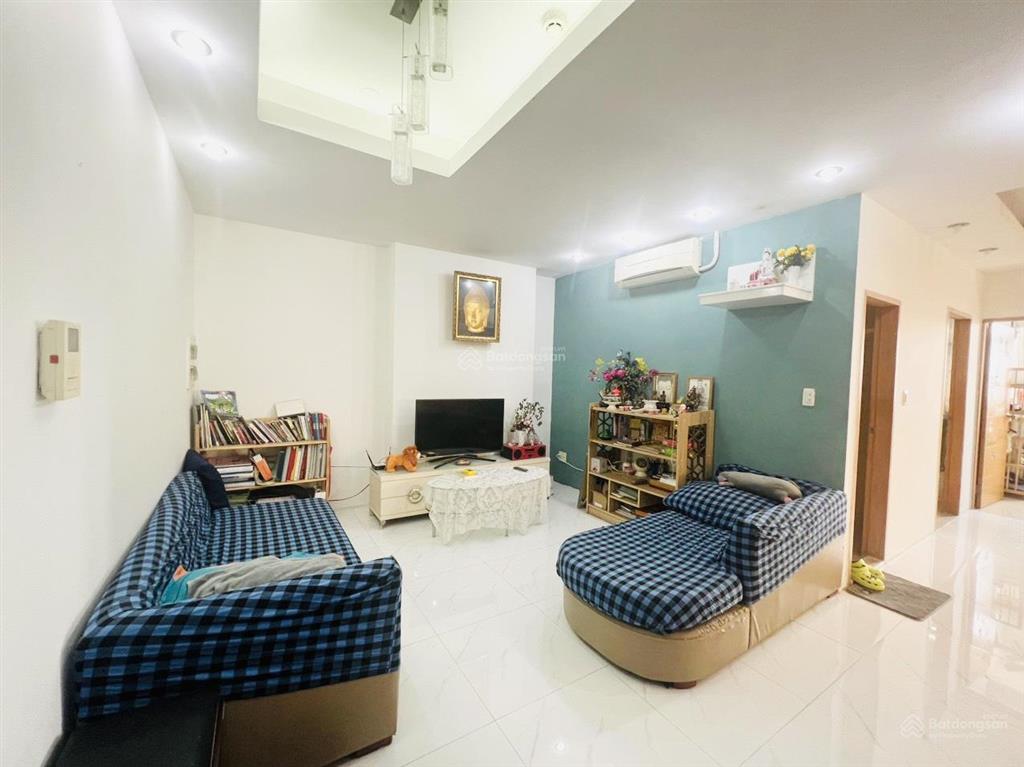 Bán căn hộ hoàng kim thế gia sổ hồng lâu dài. 60m2  2pn  2wc, giá bán 2.9 tỷ.