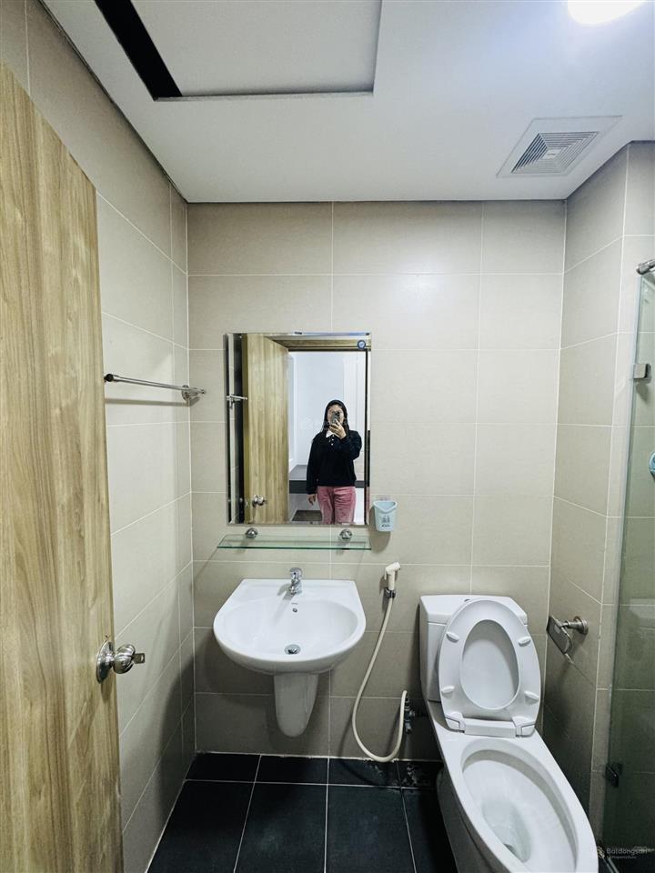 Chính chủ bán căn 2 ngủ 2 vs chung cư xuân mai complex, dương nội giá cả thỏa thuận full nội thất