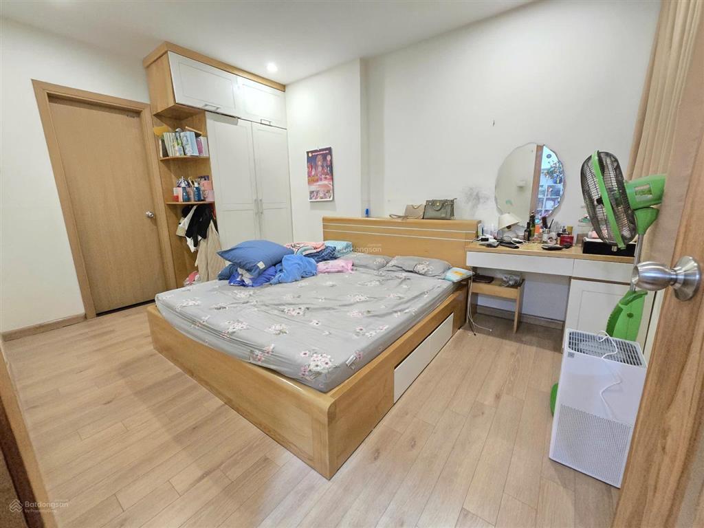 Cần bán nhanh căn 59m2 2pn 2vs nội thất đẹp, tầng trung chung cư the k park văn phú hà đông, sổ đỏ