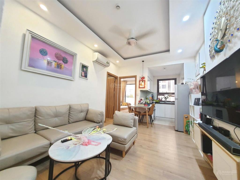Cần bán nhanh căn 59m2 2pn 2vs nội thất đẹp, tầng trung chung cư the k park văn phú hà đông, sổ đỏ