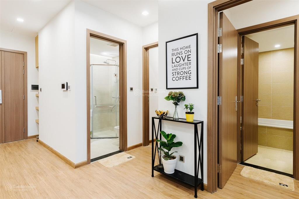 Cho thuê căn hộ 2pn+ 2 vs. full nội thất chỉ việc xách vali vào ở luôn