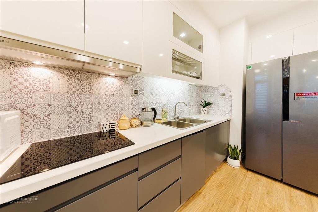 Cho thuê căn hộ 2pn+ 2 vs. full nội thất chỉ việc xách vali vào ở luôn