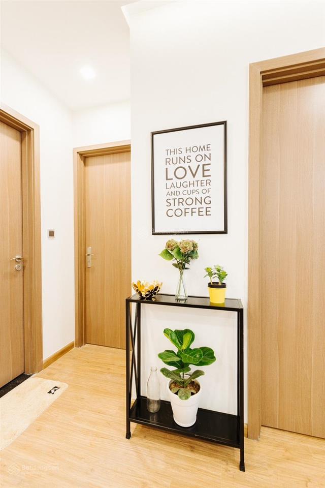 Cho thuê căn hộ 2pn+ 2 vs. full nội thất chỉ việc xách vali vào ở luôn