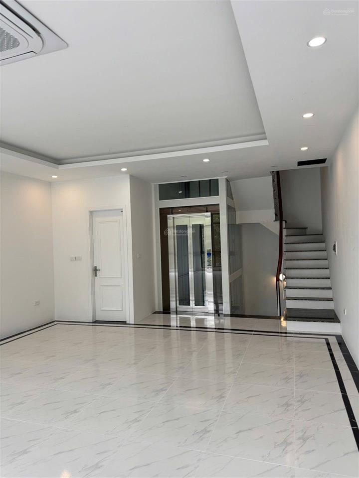 Bán gấp liền kề/shophouse ngọc trai 06, hoàn thiện 5 tầng thang máy, sẵn dòng tiền chỉ 20,5 tỷ