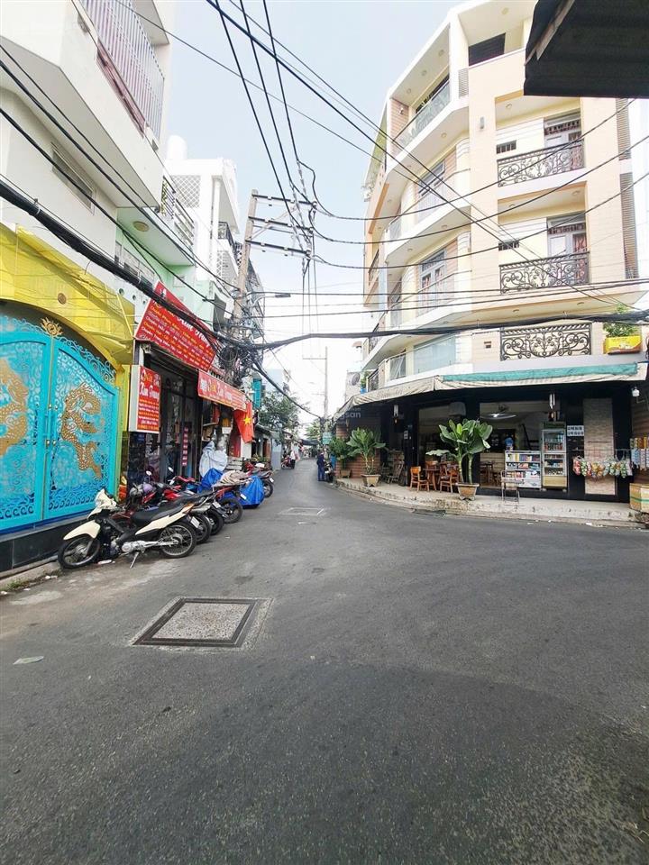 Bán nhà 3 tầng mới lương thế vinh 2pn, 3wc giá tốt 3,7 tỷ, 47m2. giá hợp lý thị trường