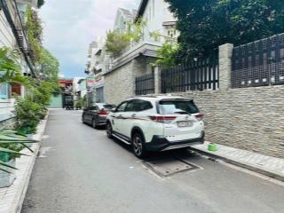 Siêu phẩm hbc biệt thự sân vườn hiếm gần 500m có hầm chứa 5 ô tô nội thất hàng tỷ