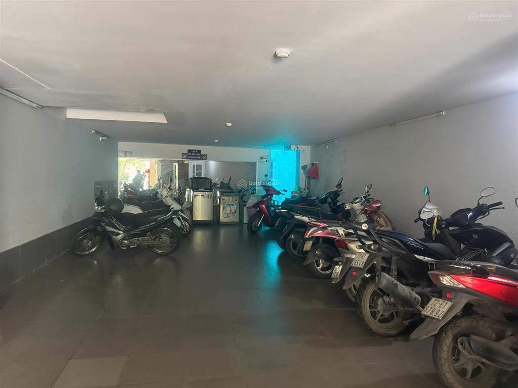 Nhà nghỉ ngay trung tâm biên hòa, 150m, 6 tầng, thang máy, 19 phòng, dòng tiền ~100tr/th