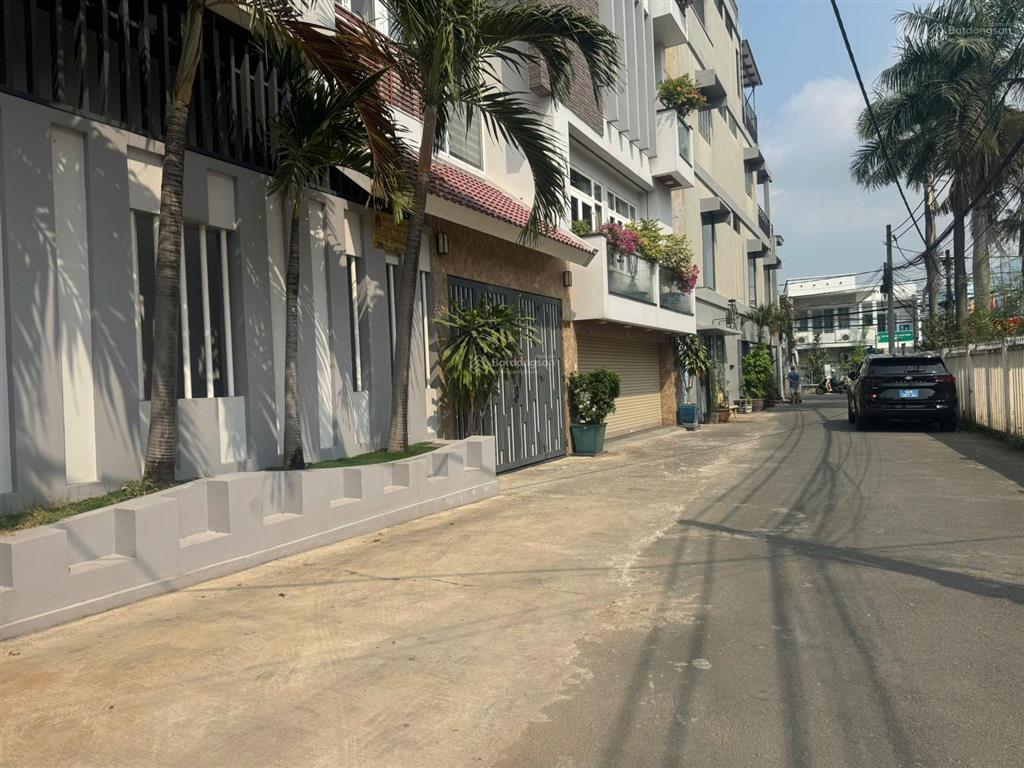 Nhà nghỉ ngay trung tâm biên hòa, 150m, 6 tầng, thang máy, 19 phòng, dòng tiền ~100tr/th