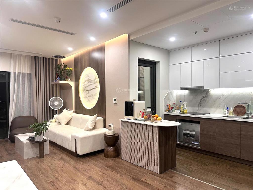 Cho thuê sky park số 3 tôn thất thuyết 86m 2pn + 1đn  2wc full nt đẹp. giá 19 tr/th.  0822 511 ***