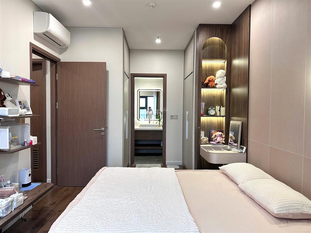 Cho thuê sky park số 3 tôn thất thuyết 86m 2pn + 1đn  2wc full nt đẹp. giá 19 tr/th.  0822 511 ***