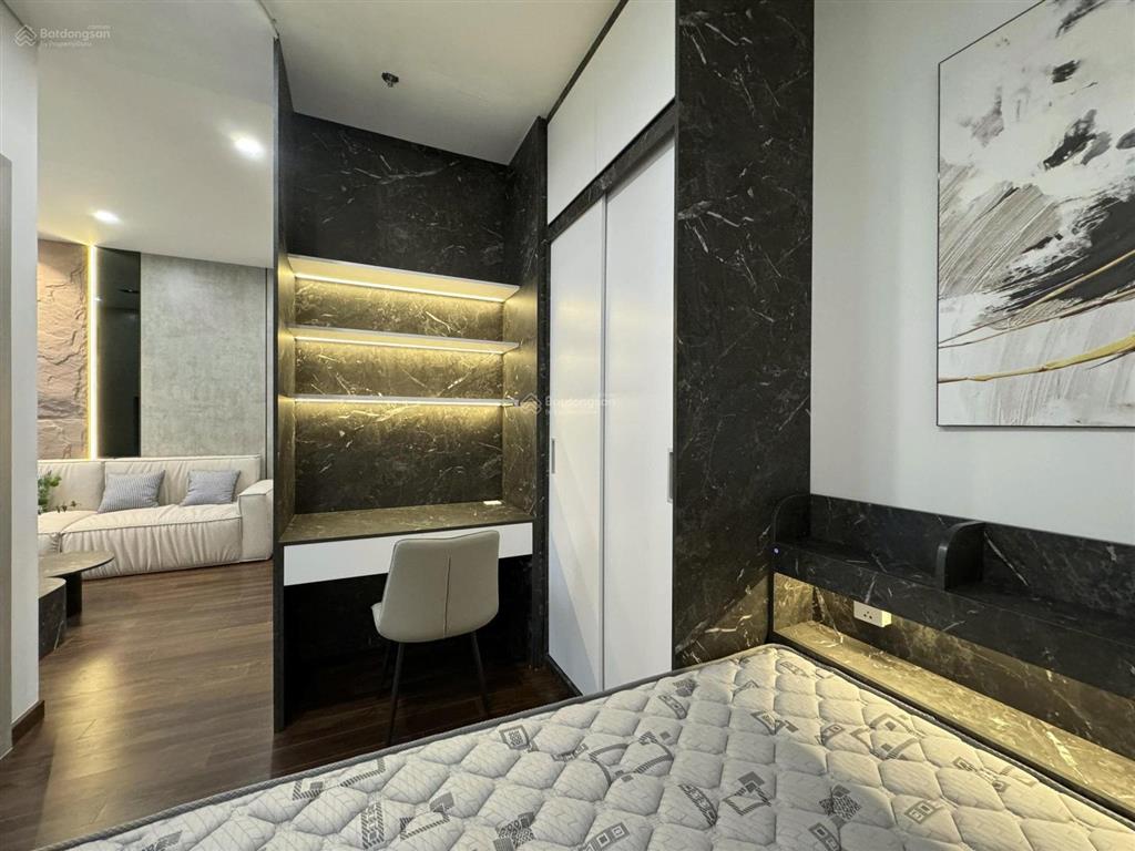 Hot. tôi cho thuê ch masteri west heights  60m² 2pn 2wc full nt đẹp. giá 12 tr/th.  0822 511 ***
