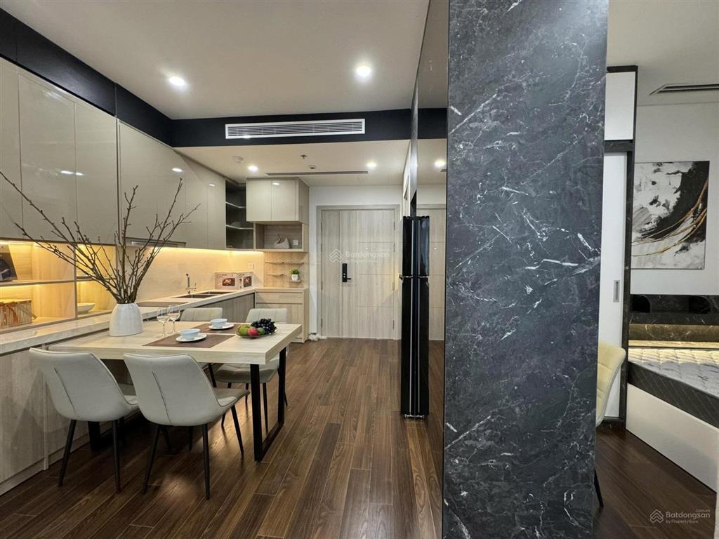 Hot. tôi cho thuê ch masteri west heights  60m² 2pn 2wc full nt đẹp. giá 12 tr/th.  0822 511 ***