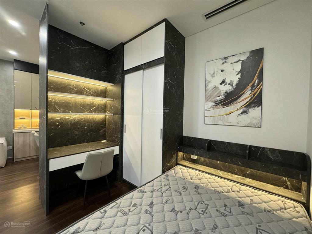 Hot. tôi cho thuê ch masteri west heights  60m² 2pn 2wc full nt đẹp. giá 12 tr/th.  0822 511 ***