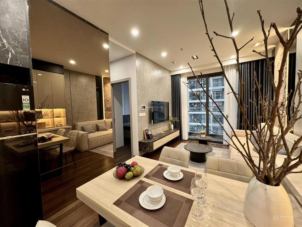 Hot. tôi cho thuê ch masteri west heights  60m² 2pn 2wc full nt đẹp. giá 12 tr/th.  0822 511 ***