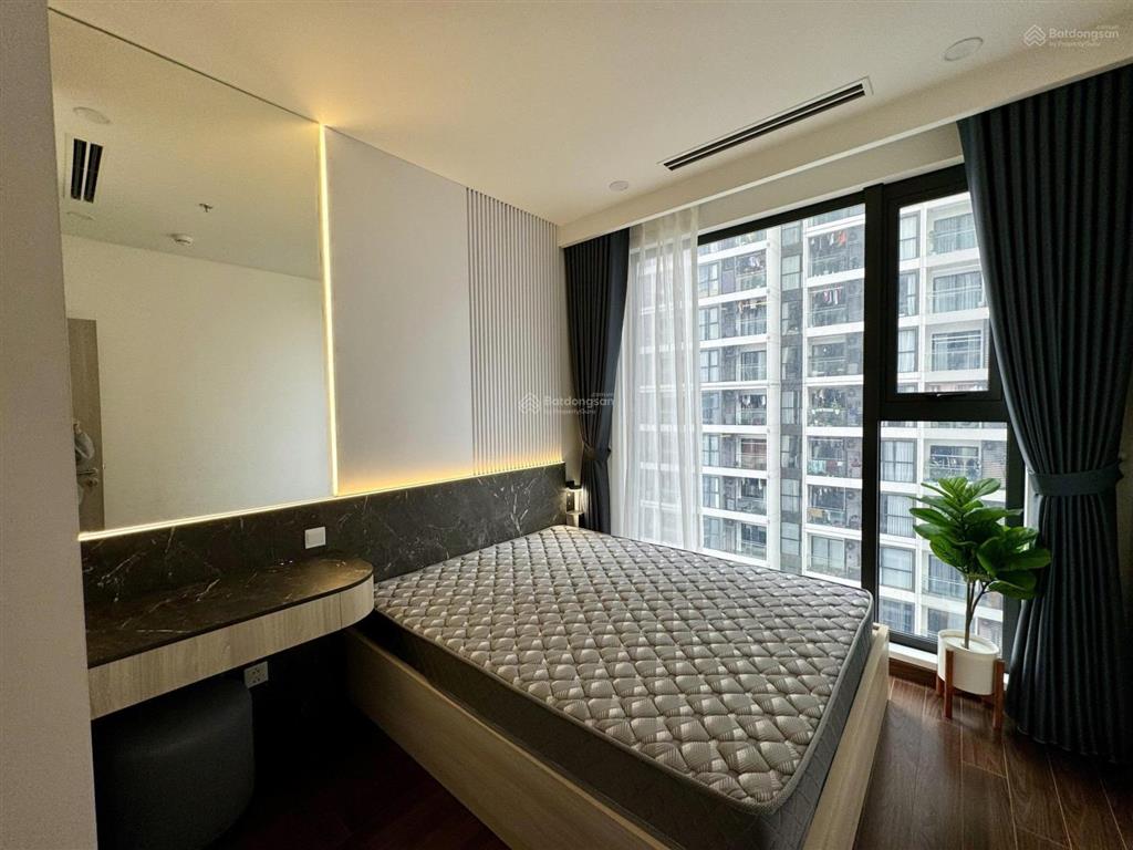 Hot. tôi cho thuê ch masteri west heights  60m² 2pn 2wc full nt đẹp. giá 12 tr/th.  0822 511 ***