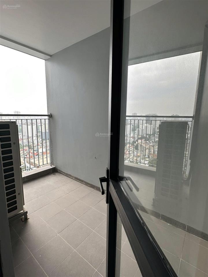 Chính chủ cho thuê hà nội paragon  86 duy tân. 88m2 2pn 2wc basic. giá 14.5 tr/th.  0822 511 ***