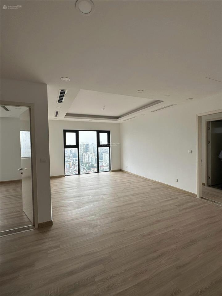 Chính chủ cho thuê hà nội paragon  86 duy tân. 88m2 2pn 2wc basic. giá 14.5 tr/th.  0822 511 ***